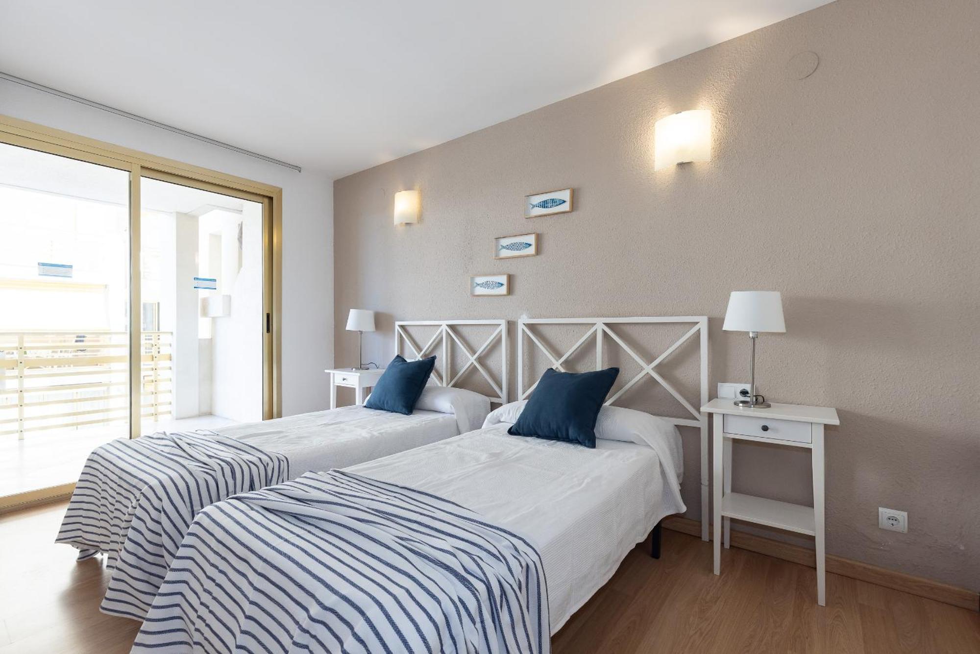Uhc Novelty Apartments Salou Exterior foto